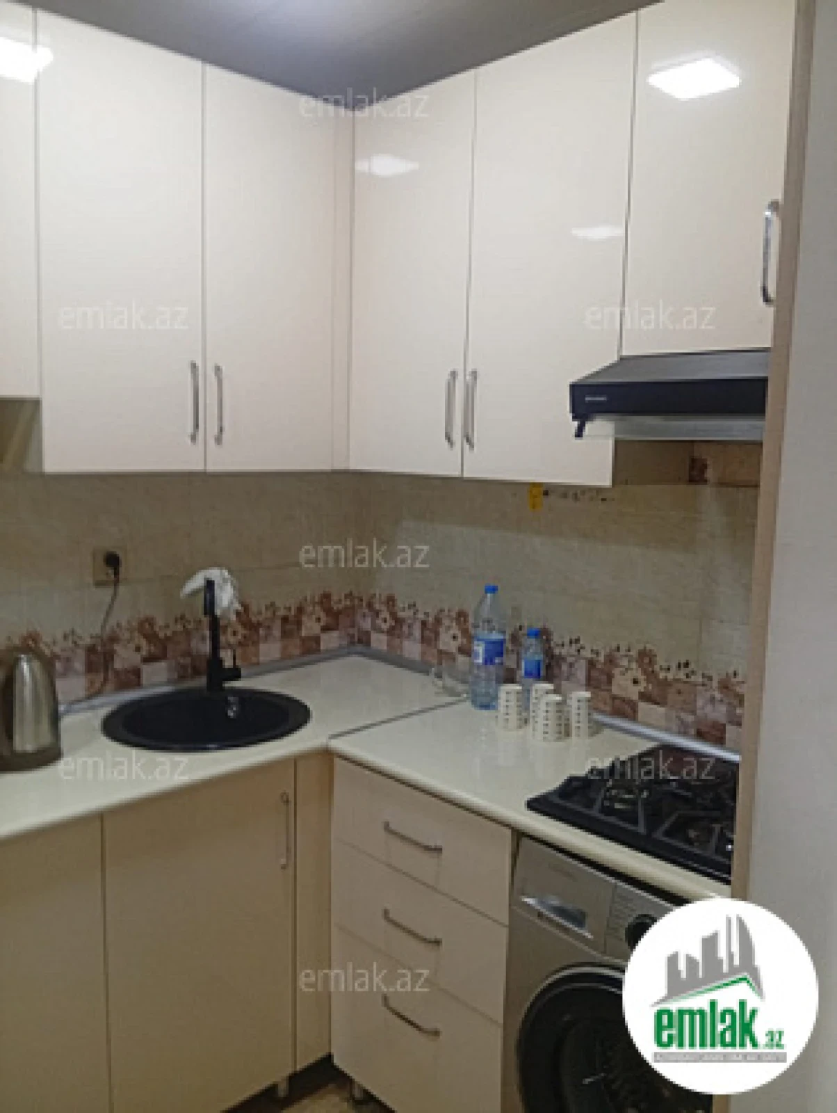 Satılır 2 otaqlı köhnə tikili 34 m²