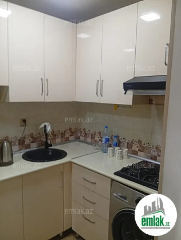 Satılır 2 otaqlı köhnə tikili 34 m²