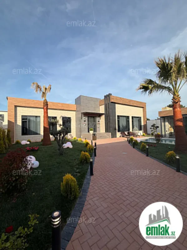 Satılır 5 otaqlı mənzil 250 m²