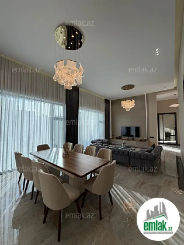 Satılır 5 otaqlı mənzil 250 m²