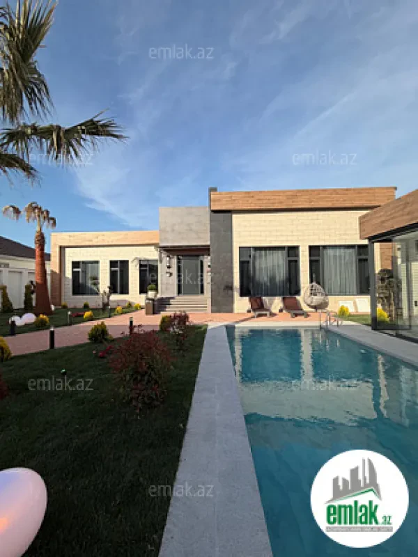 Satılır 5 otaqlı mənzil 250 m²