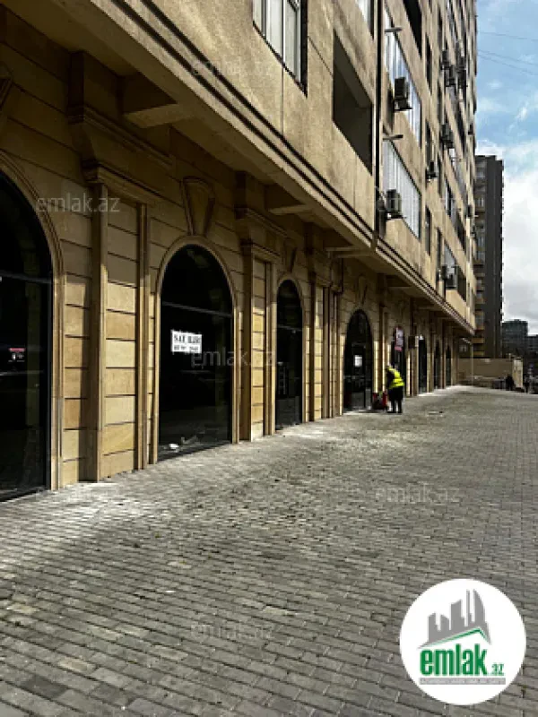 Satılır 2 otaqlı obyekt 184 m²
