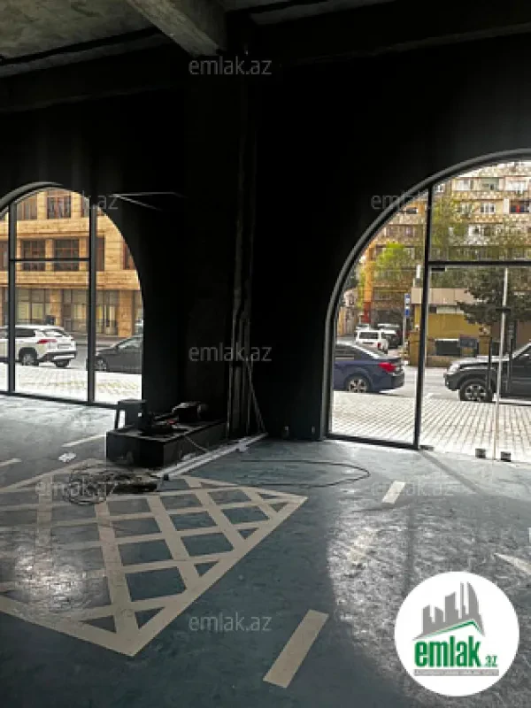 Satılır 2 otaqlı obyekt 184 m²
