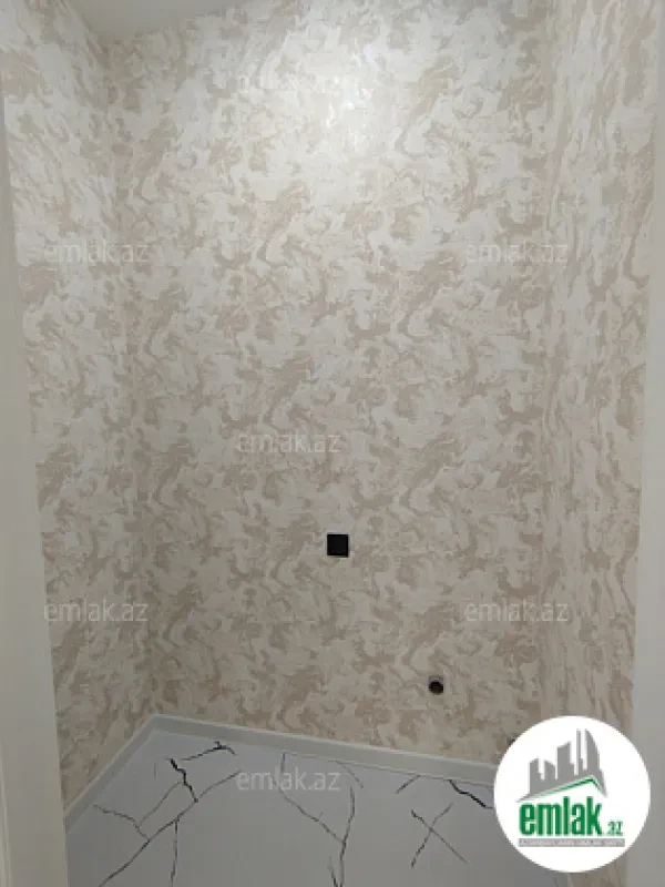 Satılır 4 otaqlı mənzil 120 m²