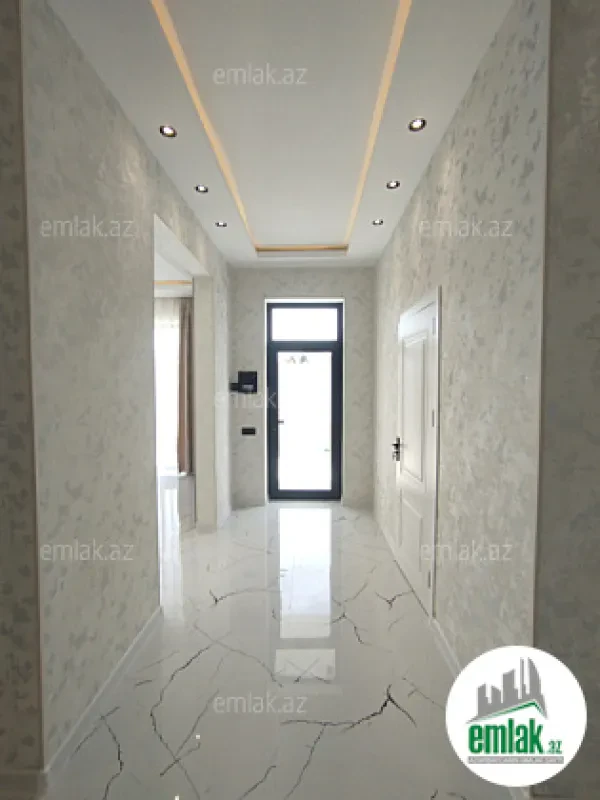 Satılır 4 otaqlı mənzil 120 m²