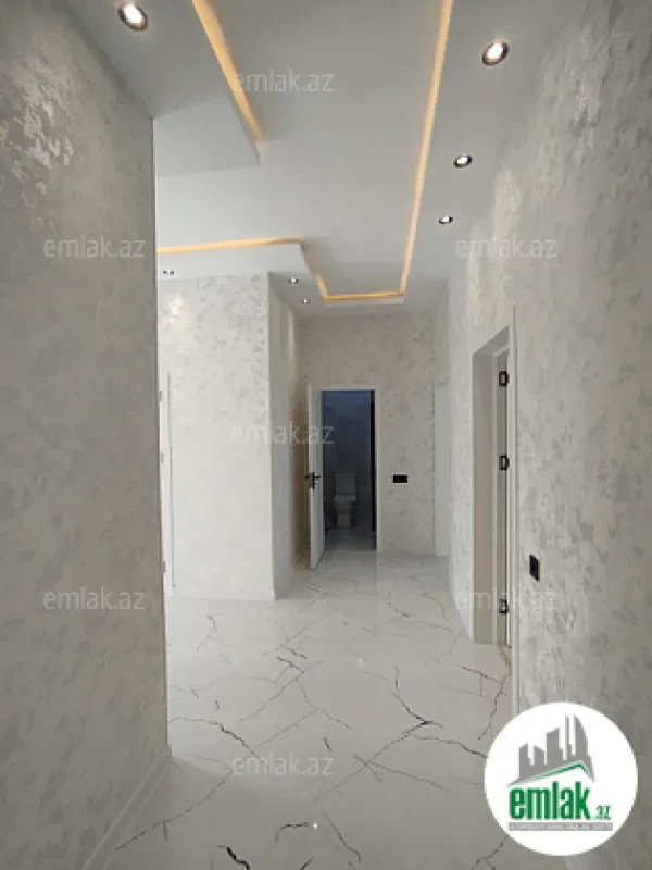 Satılır 4 otaqlı mənzil 120 m²