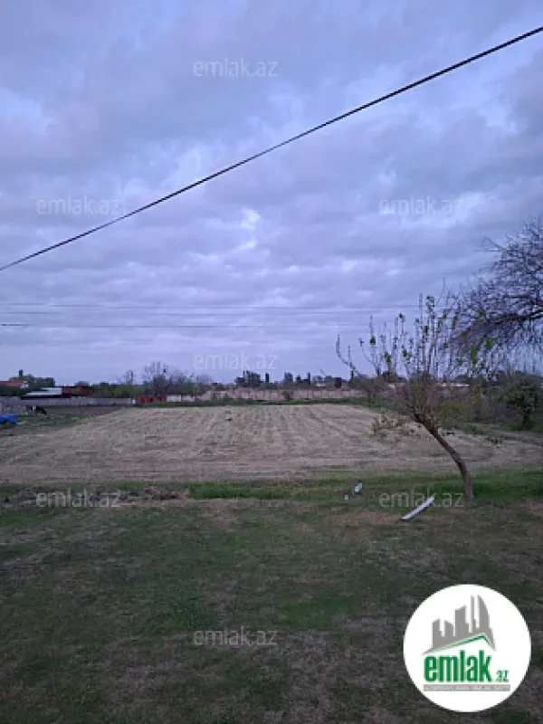 Satılır torpaq sahəsi 35 m²