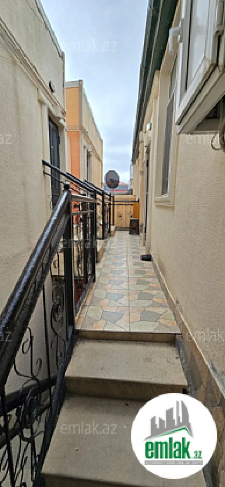 Satılır 1 otaqlı köhnə tikili 24 m²