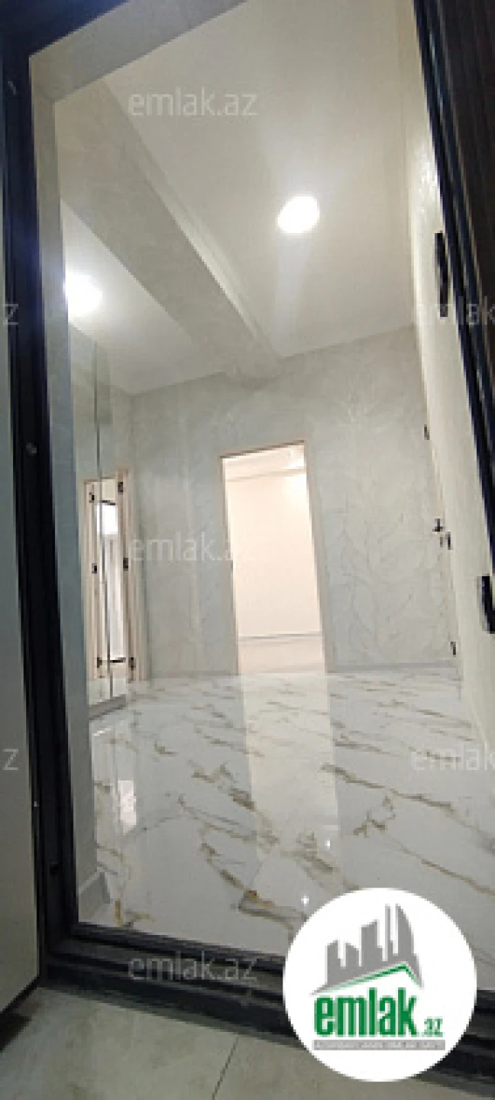 Satılır 2 otaqlı yeni tikili 67 m²