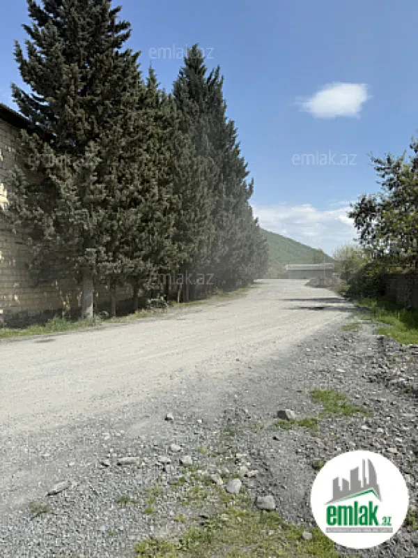 Satılır 1 otaqlı obyekt 42000 m²