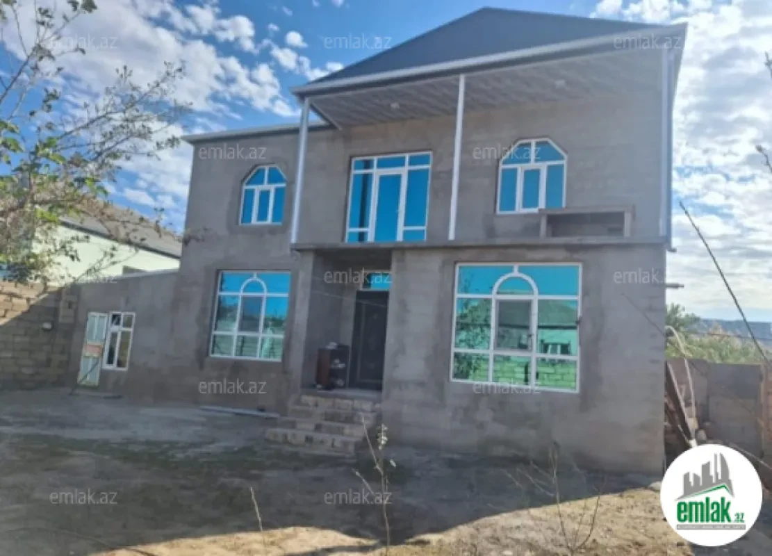 Satılır 7 otaqlı həyət evi 500 m²