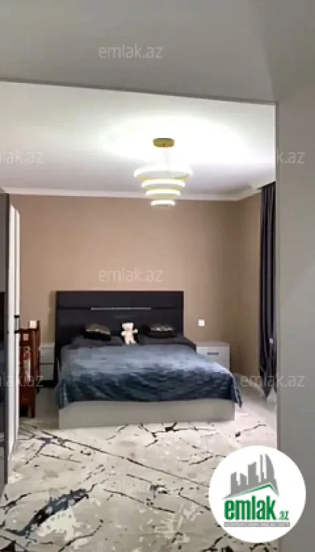Satılır 6 otaqlı həyət evi 250 m²