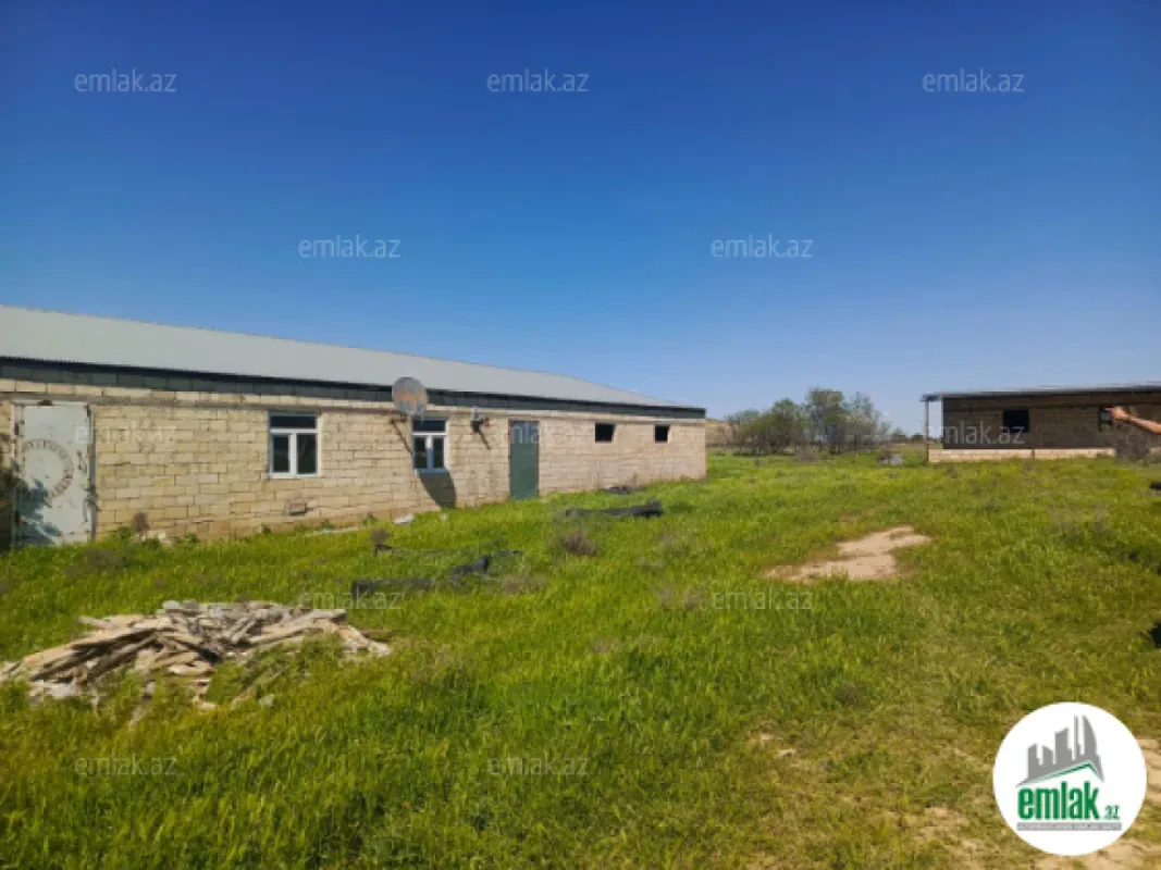 Satılır 2 otaqlı obyekt 1000 m²