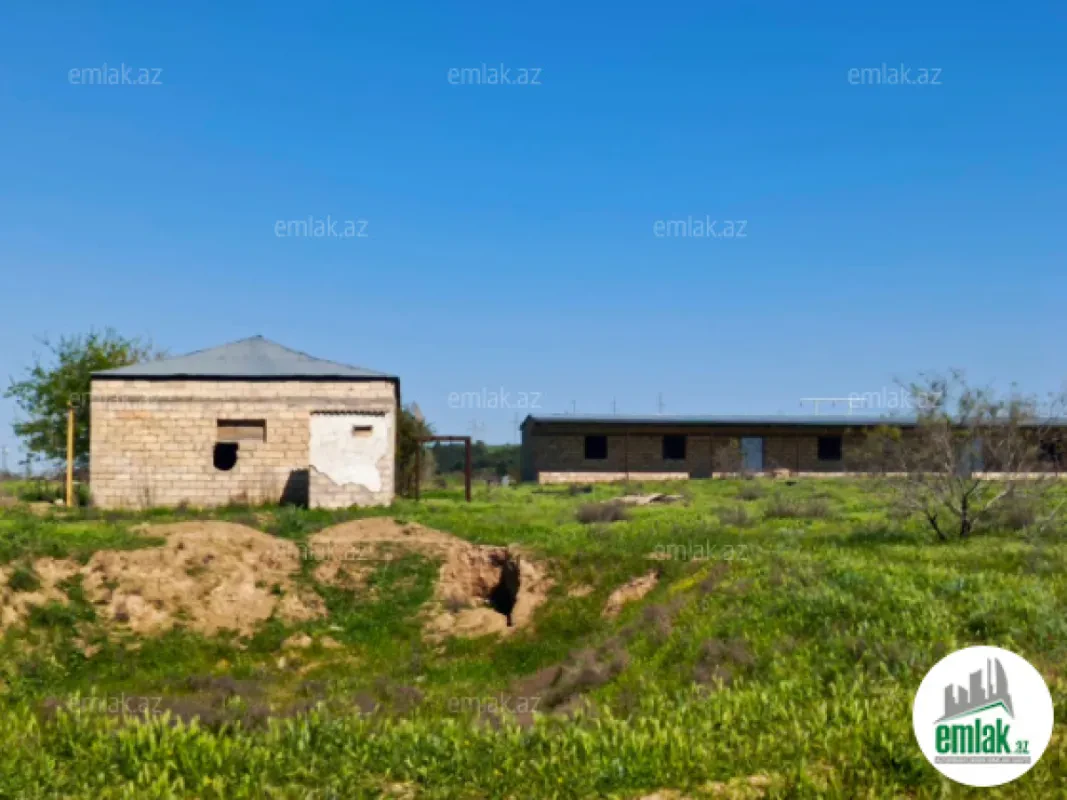 Satılır 2 otaqlı obyekt 1000 m²