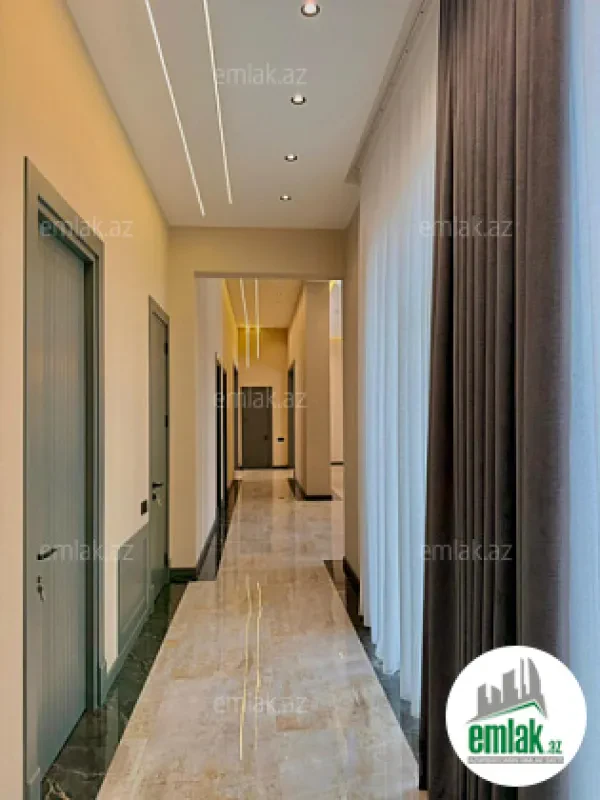 Satılır 5 otaqlı mənzil 270 m²