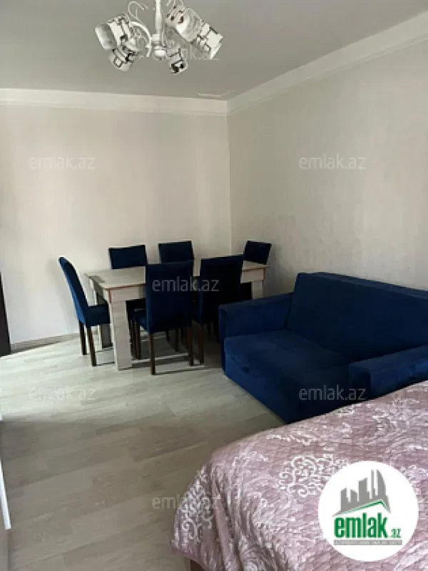 Satılır 1 otaqlı köhnə tikili 35 m²