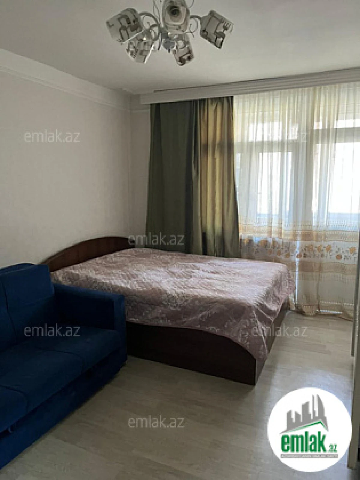 Satılır 1 otaqlı köhnə tikili 35 m²