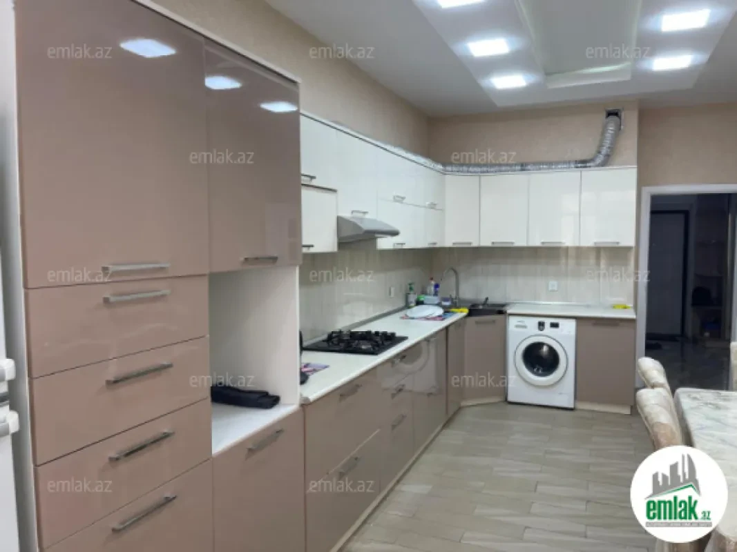 Satılır 2 otaqlı yeni tikili 100 m²
