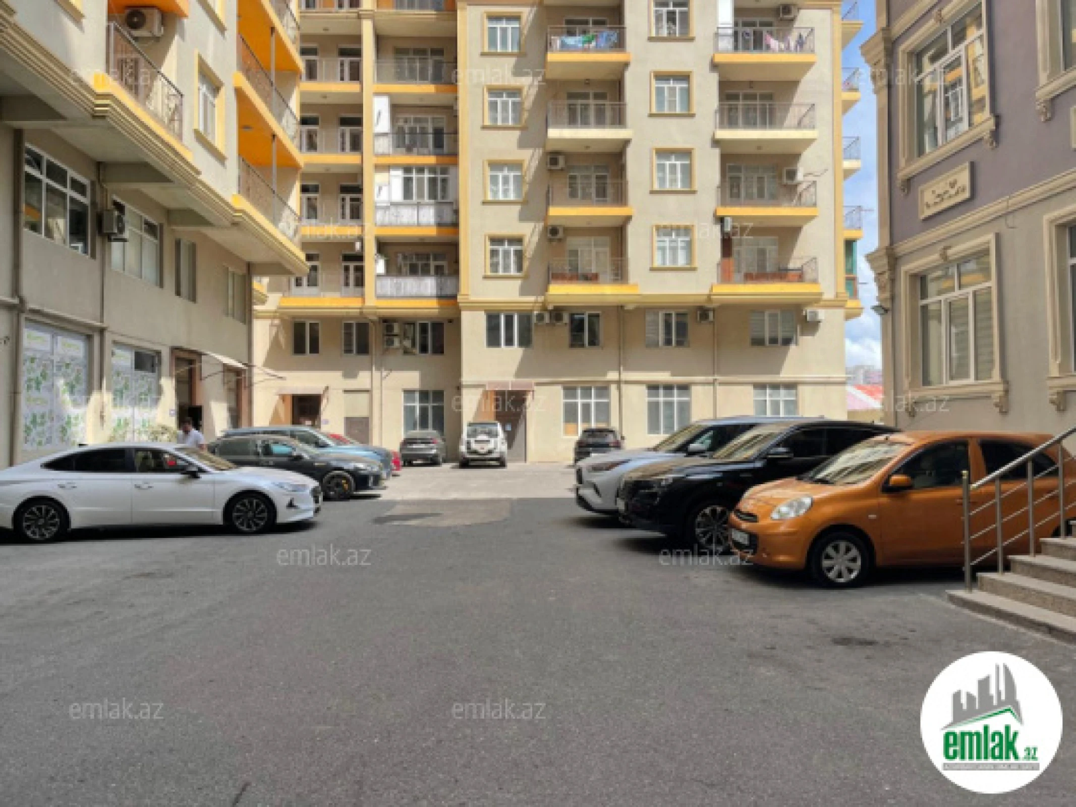 Satılır 2 otaqlı yeni tikili 100 m²