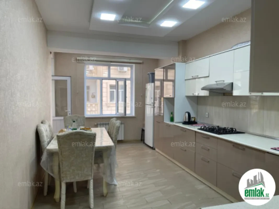 Satılır 2 otaqlı yeni tikili 100 m²