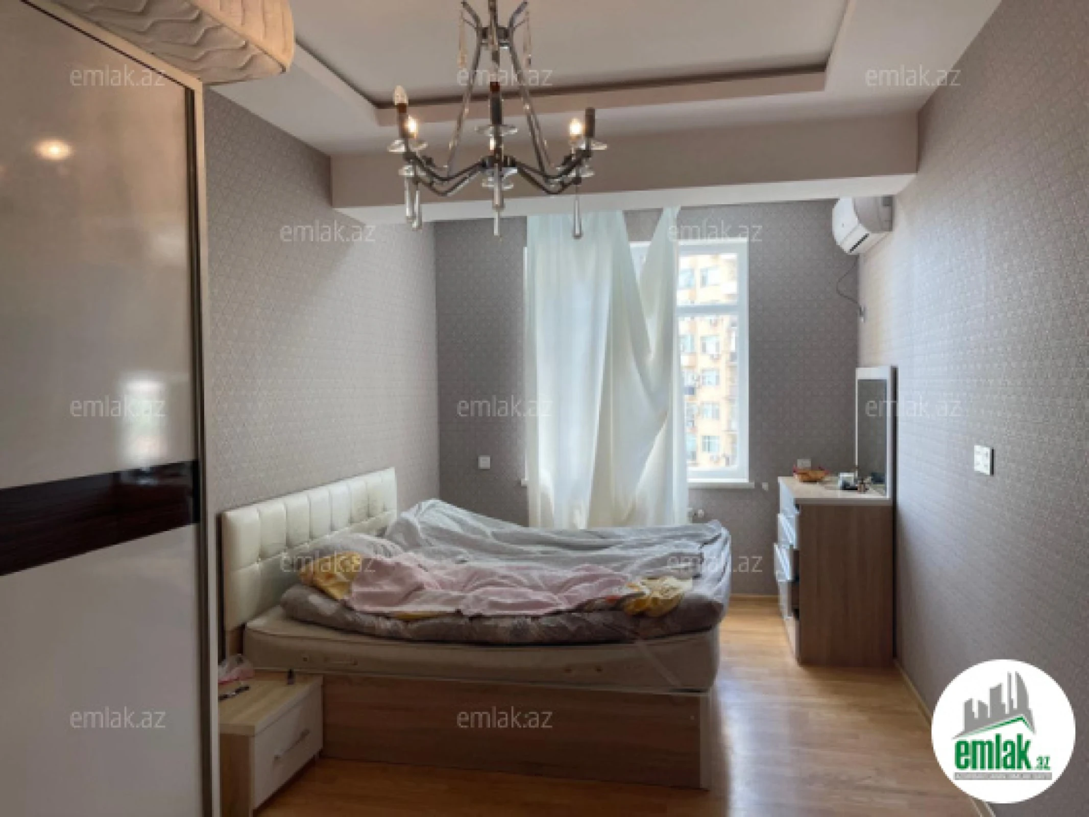 Satılır 2 otaqlı yeni tikili 100 m²