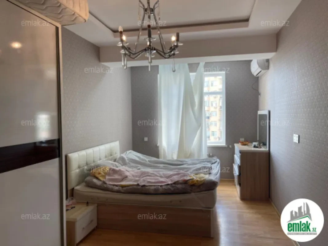 Satılır 2 otaqlı yeni tikili 100 m²