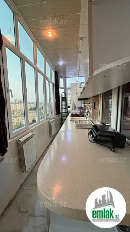 Satılır 3 otaqlı yeni tikili 74 m²