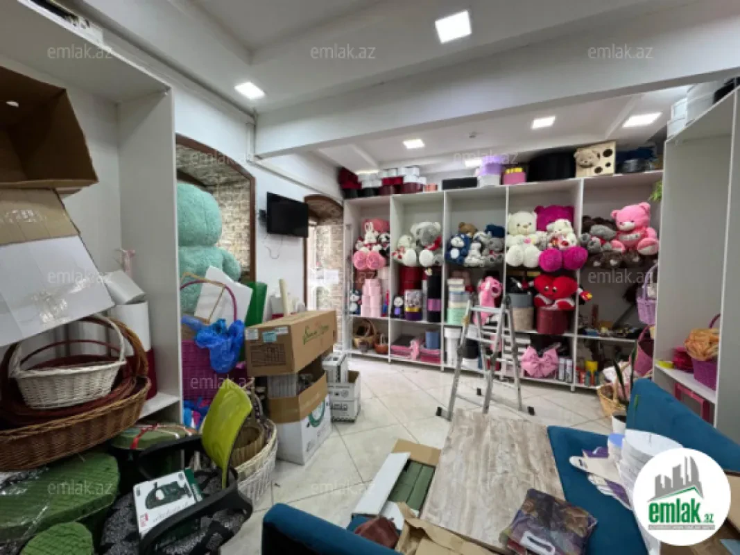 Satılır 1 otaqlı obyekt 32 m²