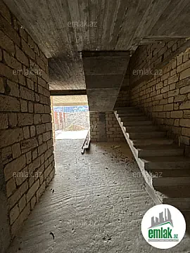 Satılır 6 otaqlı həyət evi 300 m²