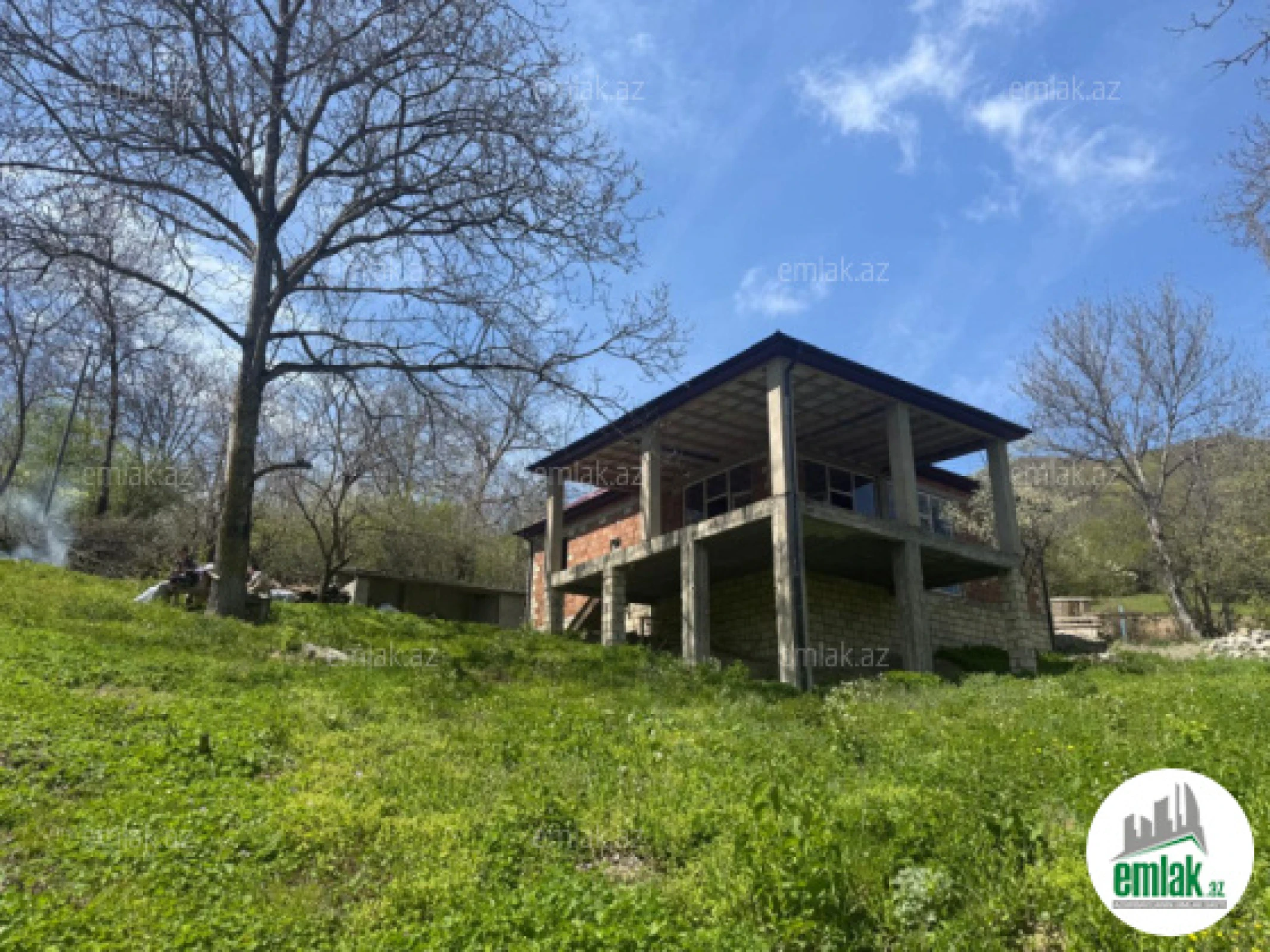 Satılır 5 otaqlı həyət evi 135 m²