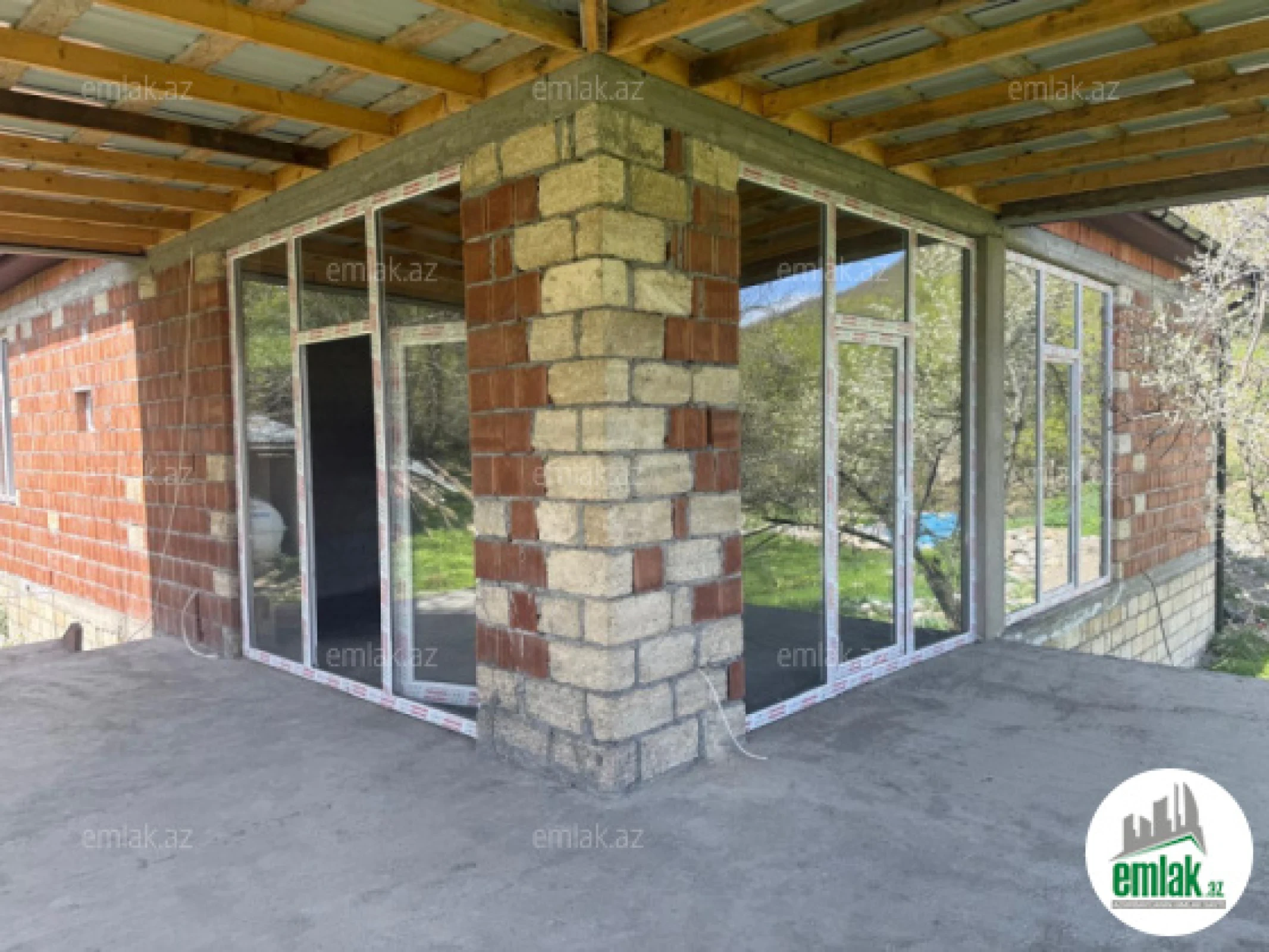 Satılır 5 otaqlı həyət evi 135 m²