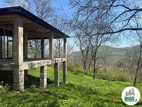 Satılır 5 otaqlı həyət evi 135 m²