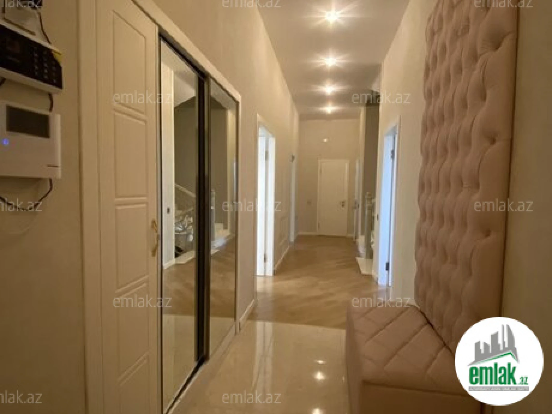 Satılır 7 otaqlı həyət evi 410 m²