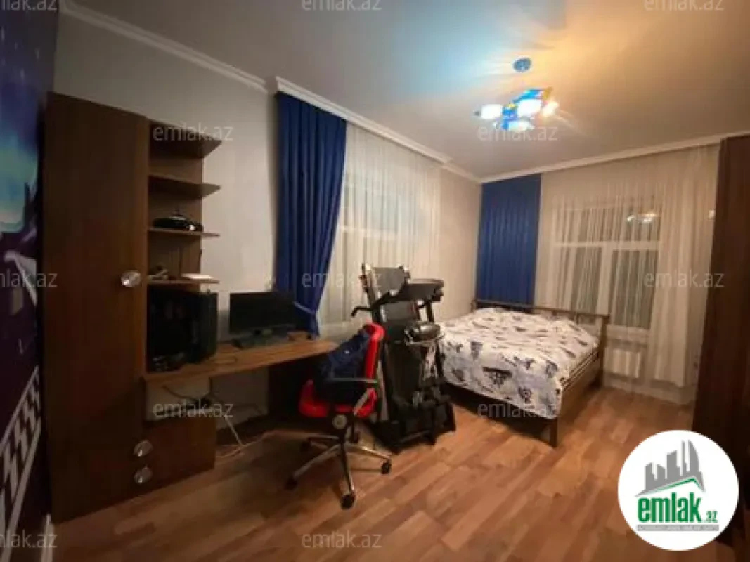 Satılır 7 otaqlı həyət evi 410 m²