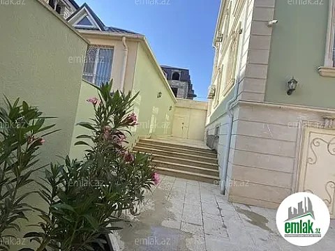 Satılır 7 otaqlı həyət evi 410 m²