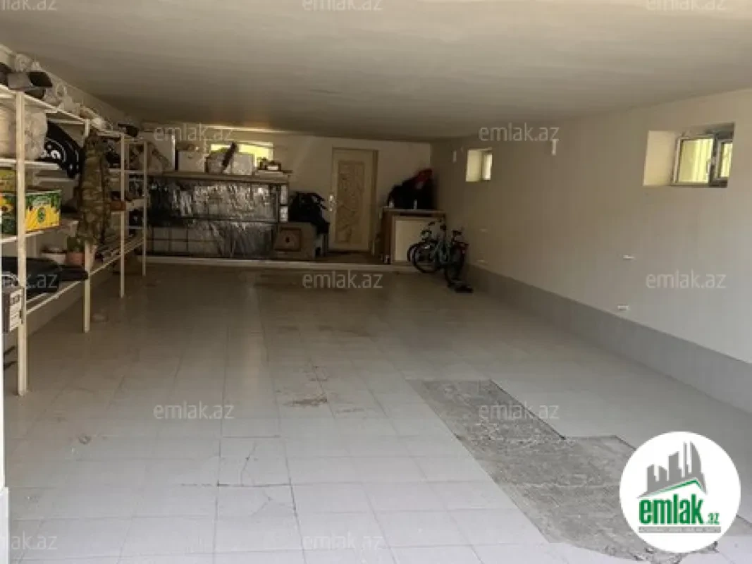 Satılır 7 otaqlı həyət evi 410 m²