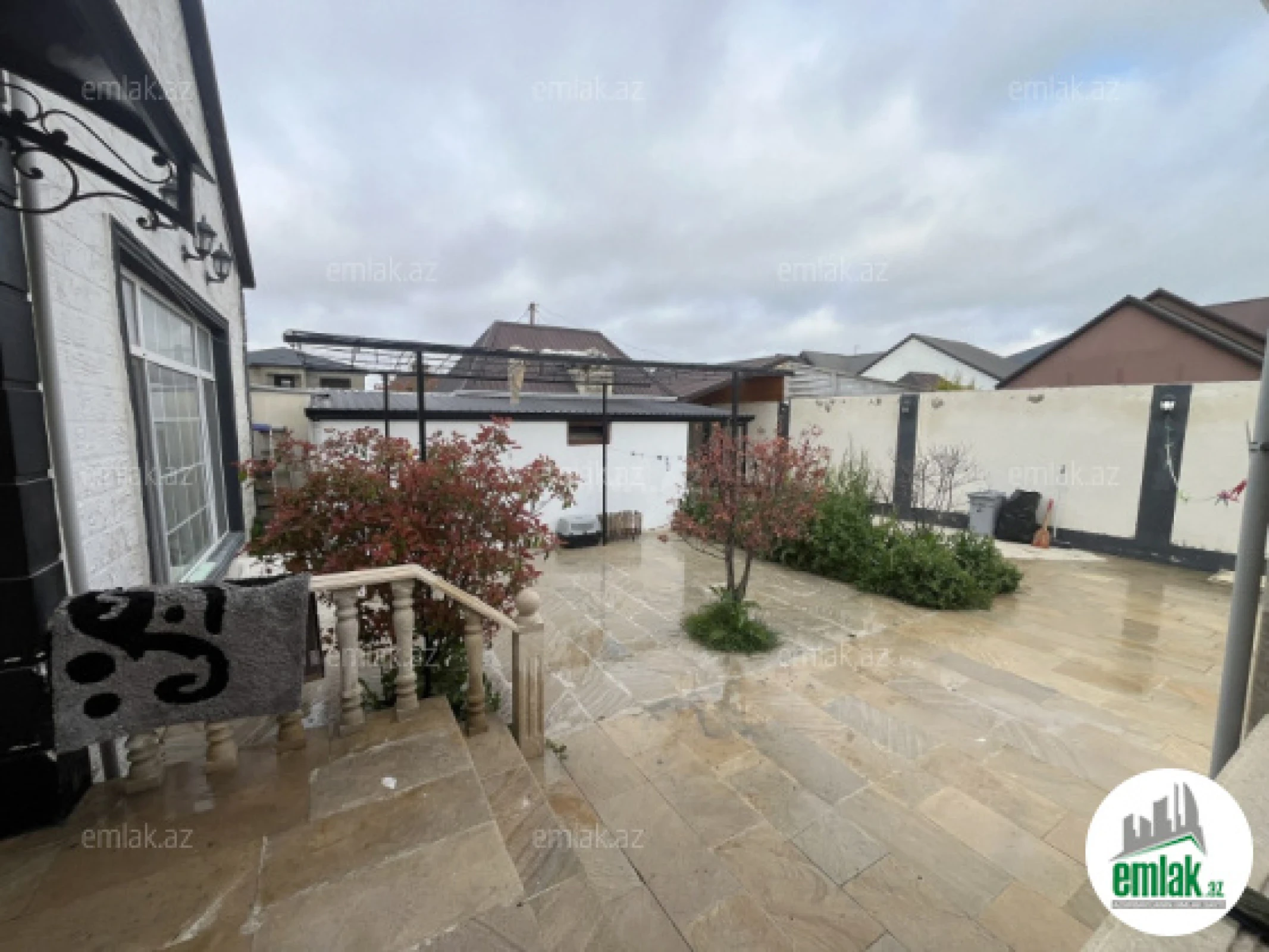 Satılır 4 otaqlı həyət evi 125 m²