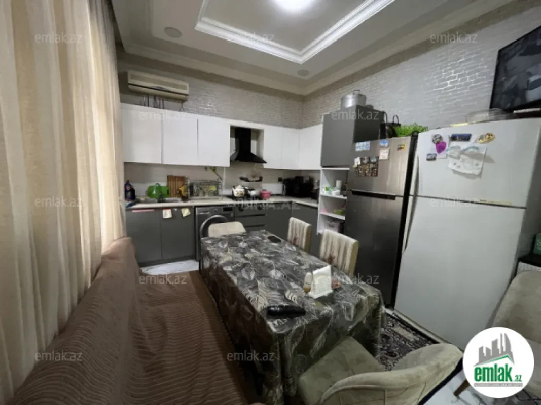 Satılır 4 otaqlı həyət evi 125 m²