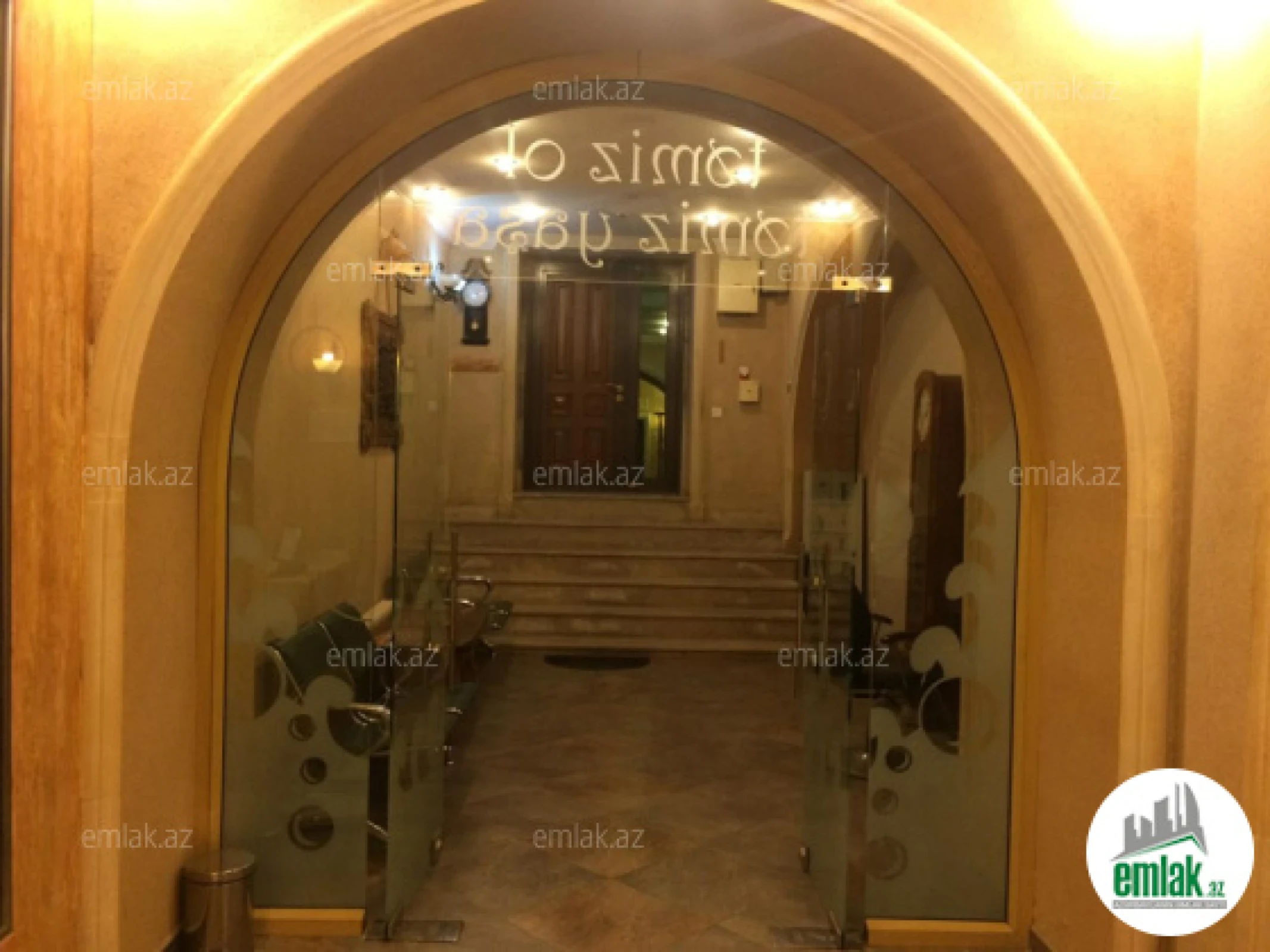 Satılır 7 otaqlı obyekt 230 m²