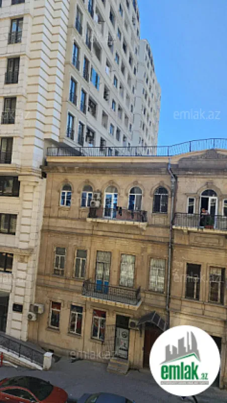 Satılır 2 otaqlı yeni tikili 103 m²