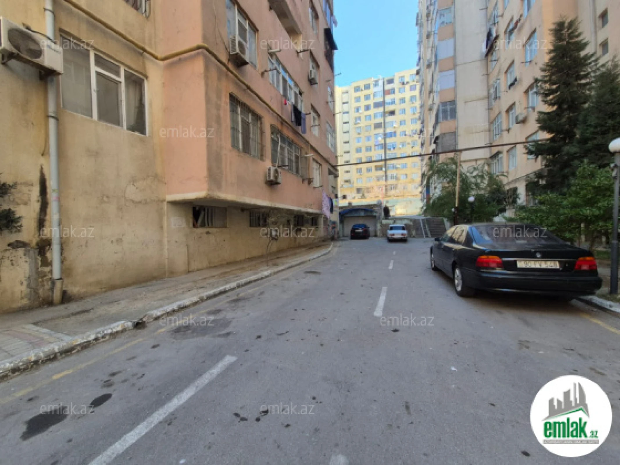Satılır qaraj 1624.1 m²