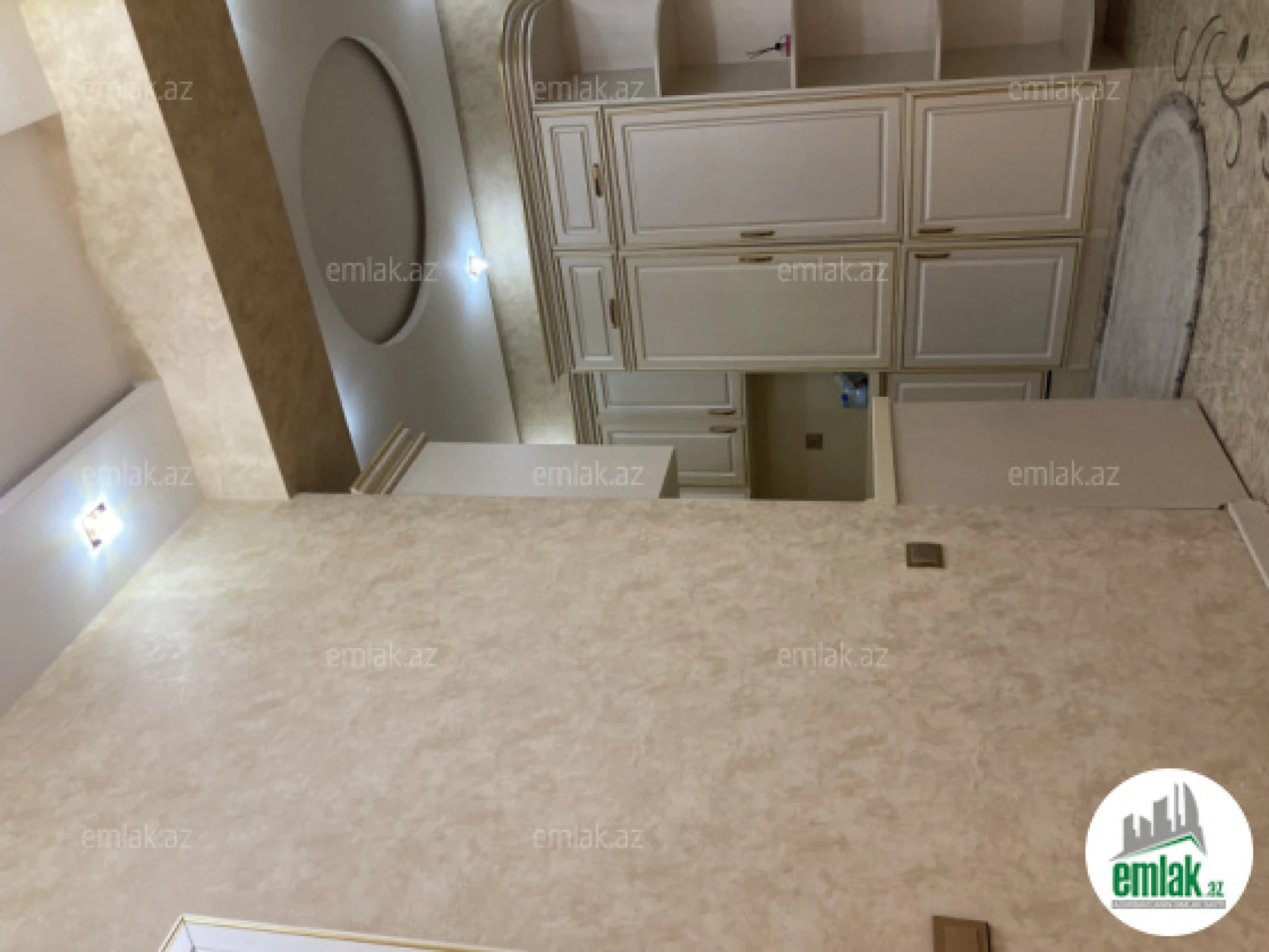 Satılır 3 otaqlı yeni tikili 64 m²