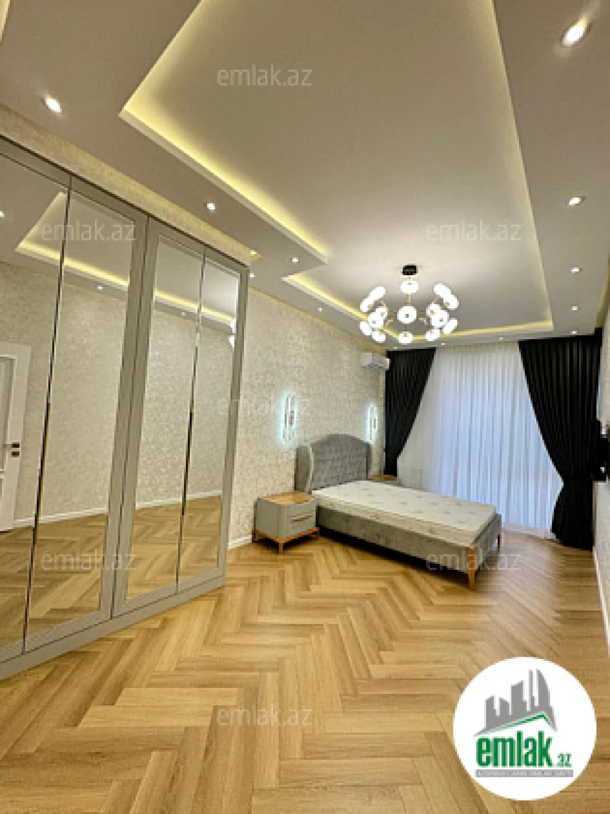 Satılır 3 otaqlı yeni tikili 107 m²