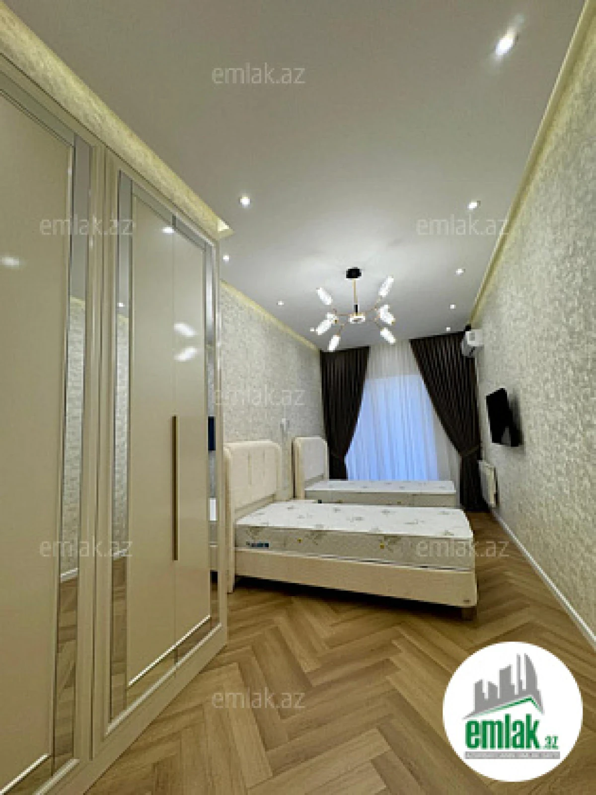 Satılır 3 otaqlı yeni tikili 107 m²