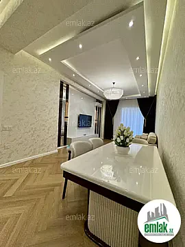 Satılır 3 otaqlı yeni tikili 107 m²
