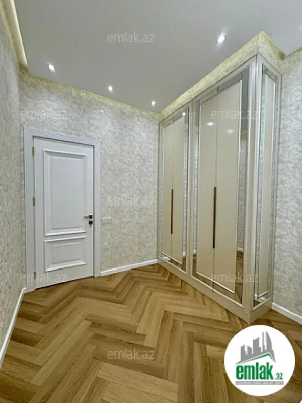 Satılır 3 otaqlı yeni tikili 107 m²