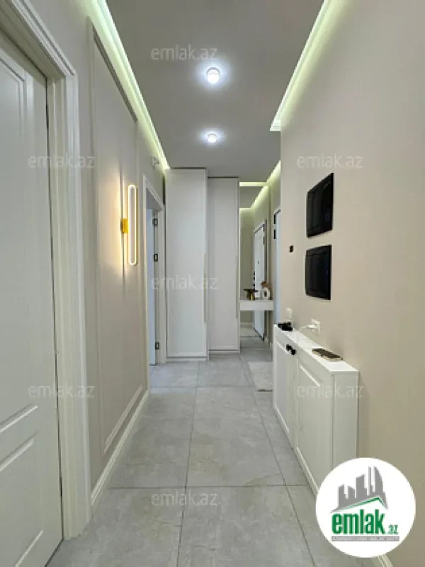 Satılır 3 otaqlı yeni tikili 86 m²