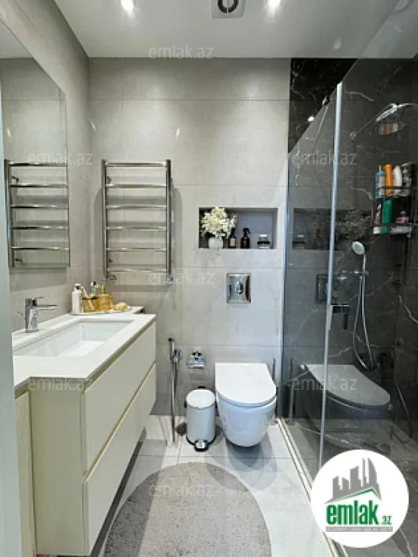 Satılır 3 otaqlı yeni tikili 86 m²