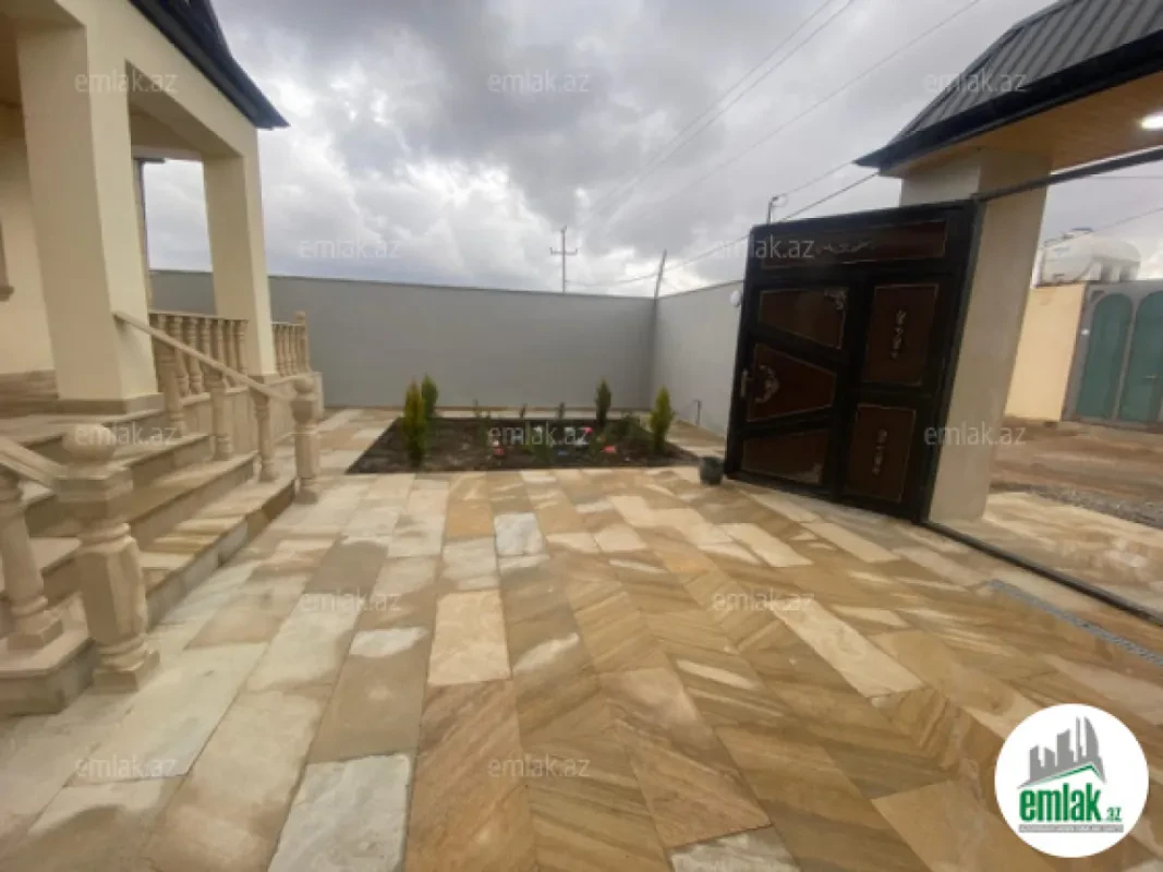 Satılır 3 otaqlı həyət evi 117 m²