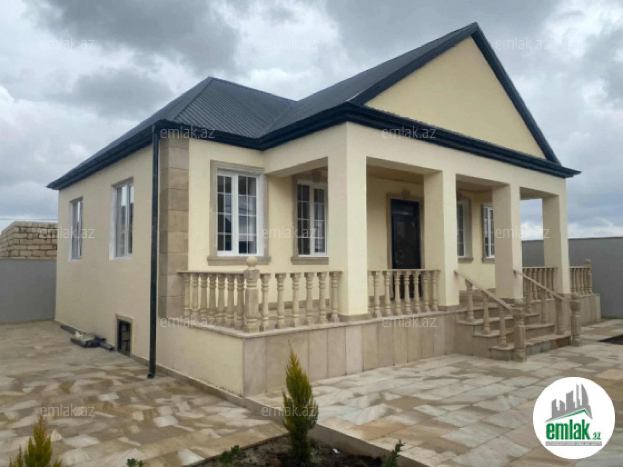 Satılır 3 otaqlı həyət evi 117 m²